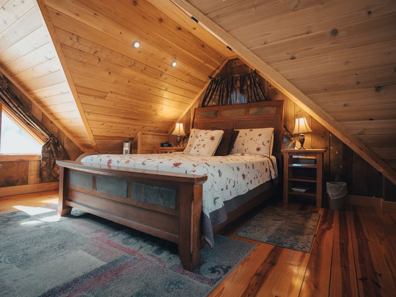 Master bedroom in cabin